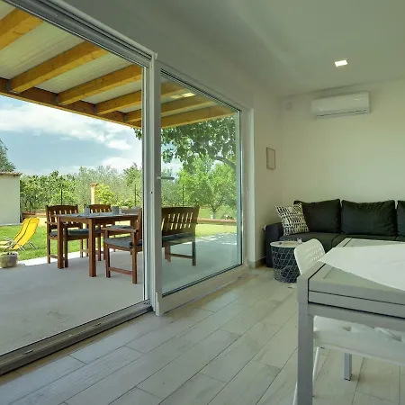 Holiday Casa Elizea Vakantiehuis *